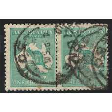 AUSTRALIA Sg40 - 1s. blue- green Pair 1915 used