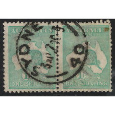 AUSTRALIA Sg40 - 1s. blue- green Pair 1915 used