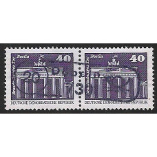 East Germany DDR 1973 sg E2204 - 40pf. Brandenburg Gate Berlin Pair Used Condition